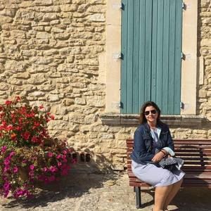 Meet your Posher, Amy